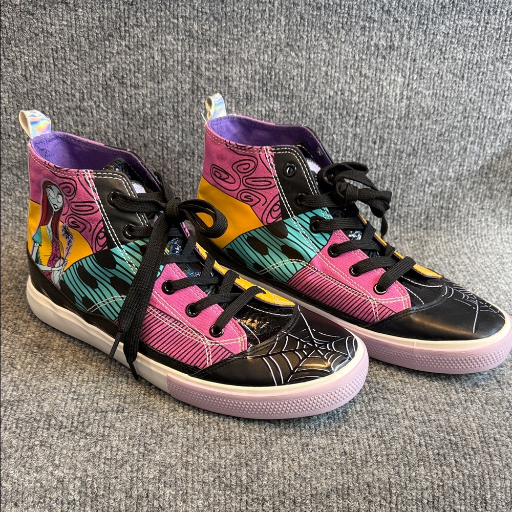 Disney Night Before Christmas High-Top Sneakers Size 10 EU42